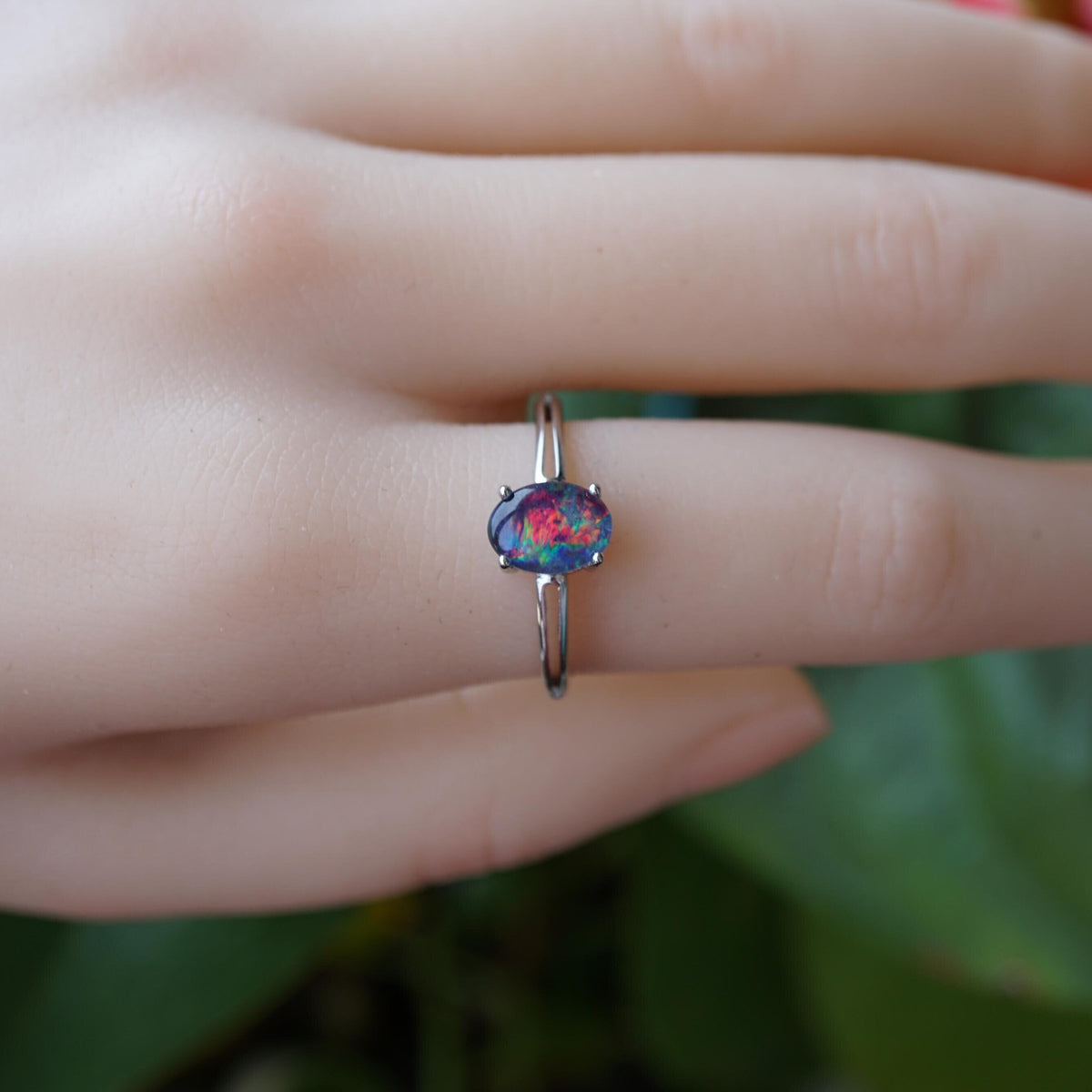 Purple australian triplet opal ring in 925 sterling silver