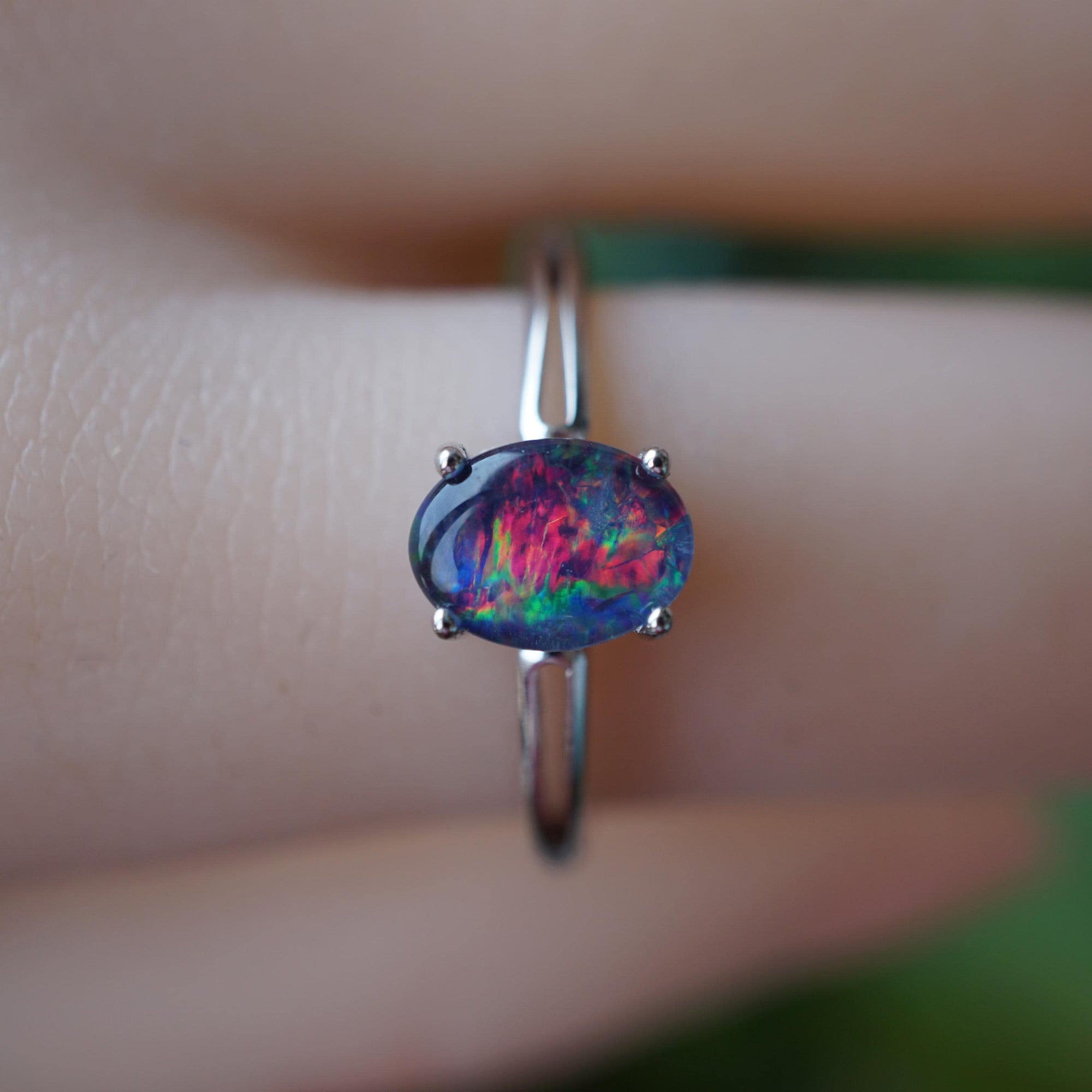 Purple australian triplet opal ring in 925 sterling silver