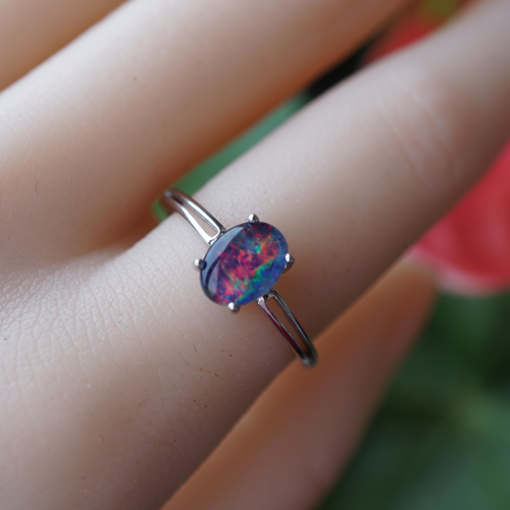 Purple australian triplet opal ring in 925 sterling silver