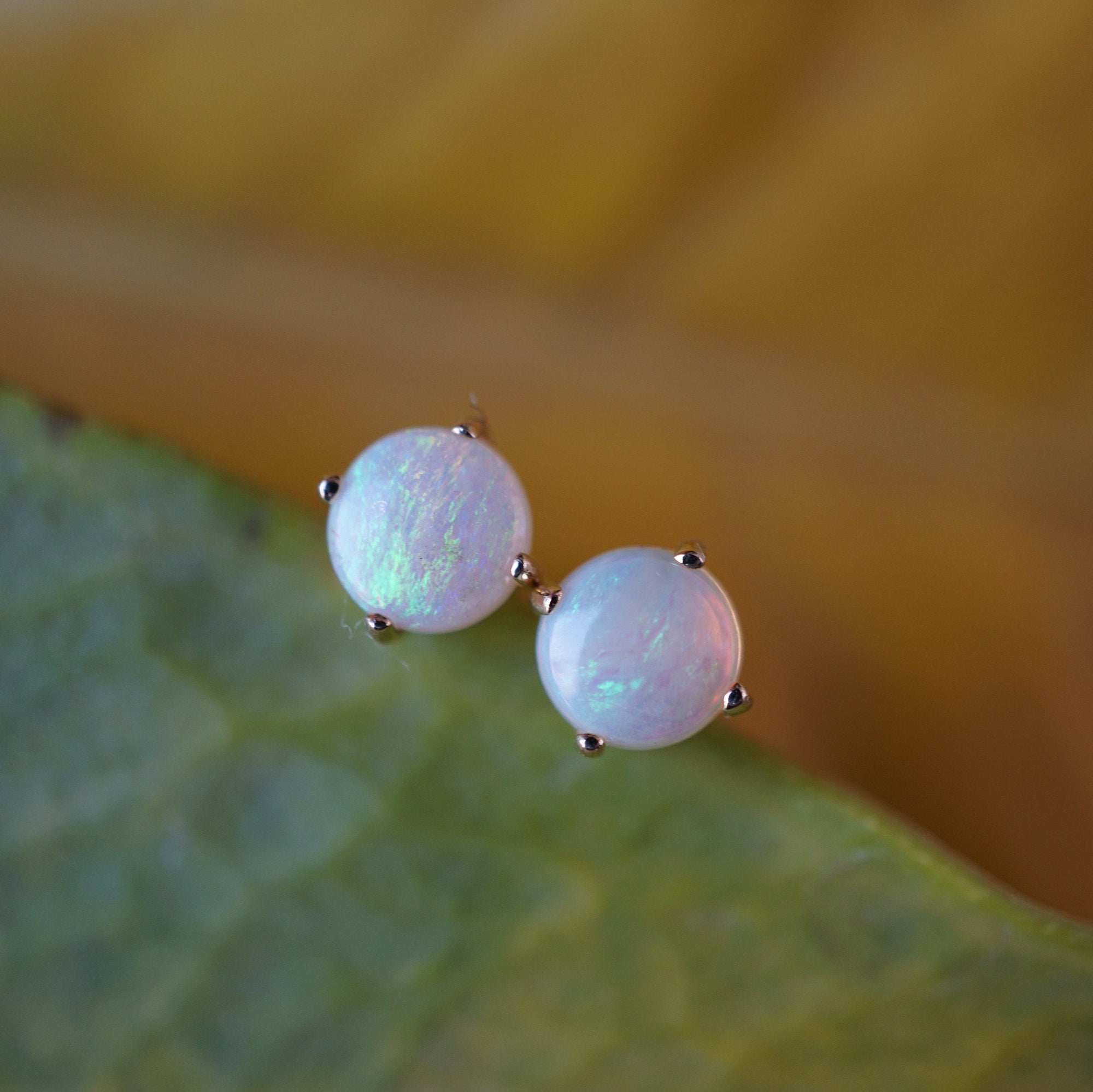 5mm Crystal Opal Stud Earrings in 18K Yellow Gold