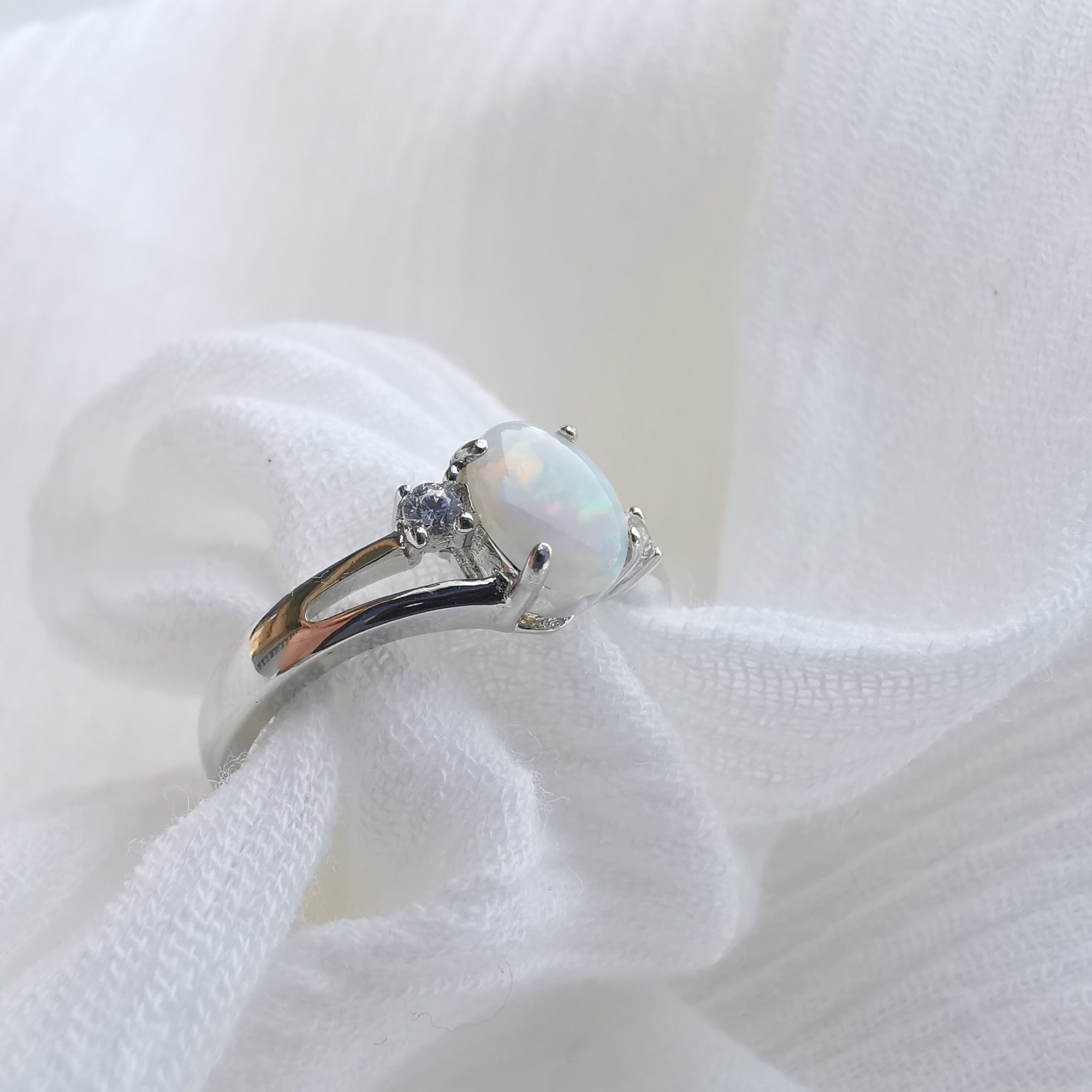 Real australian white opal ring, gold, size US 7