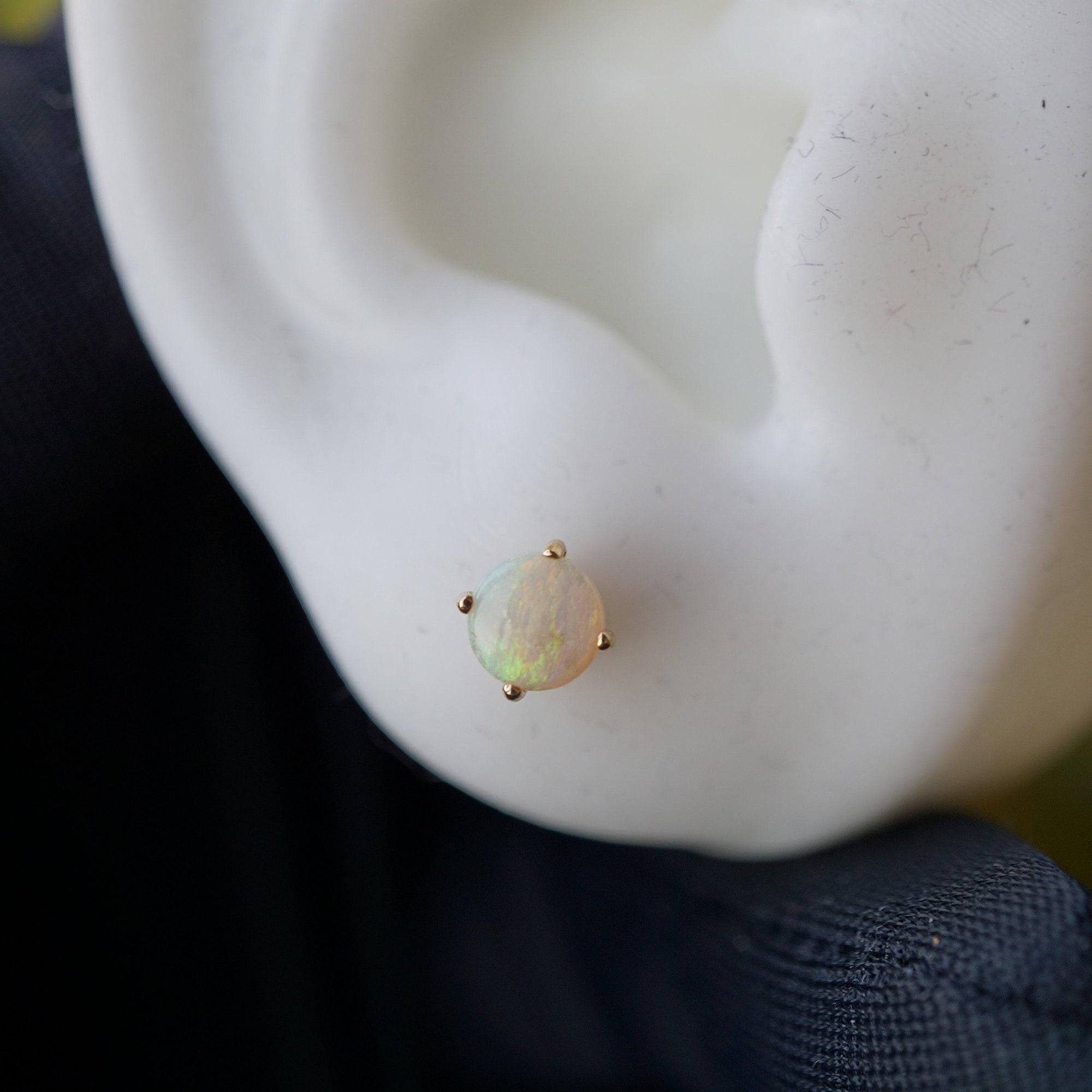 5mm Crystal Opal Stud Earrings in 18K Yellow Gold