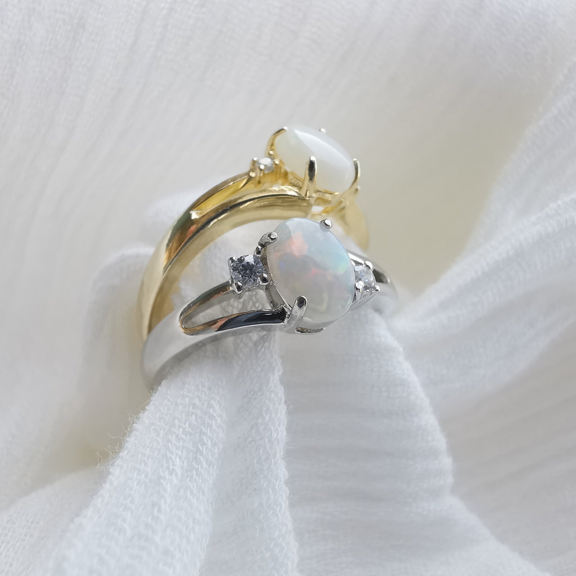 Real australian white opal ring, gold, size US 7