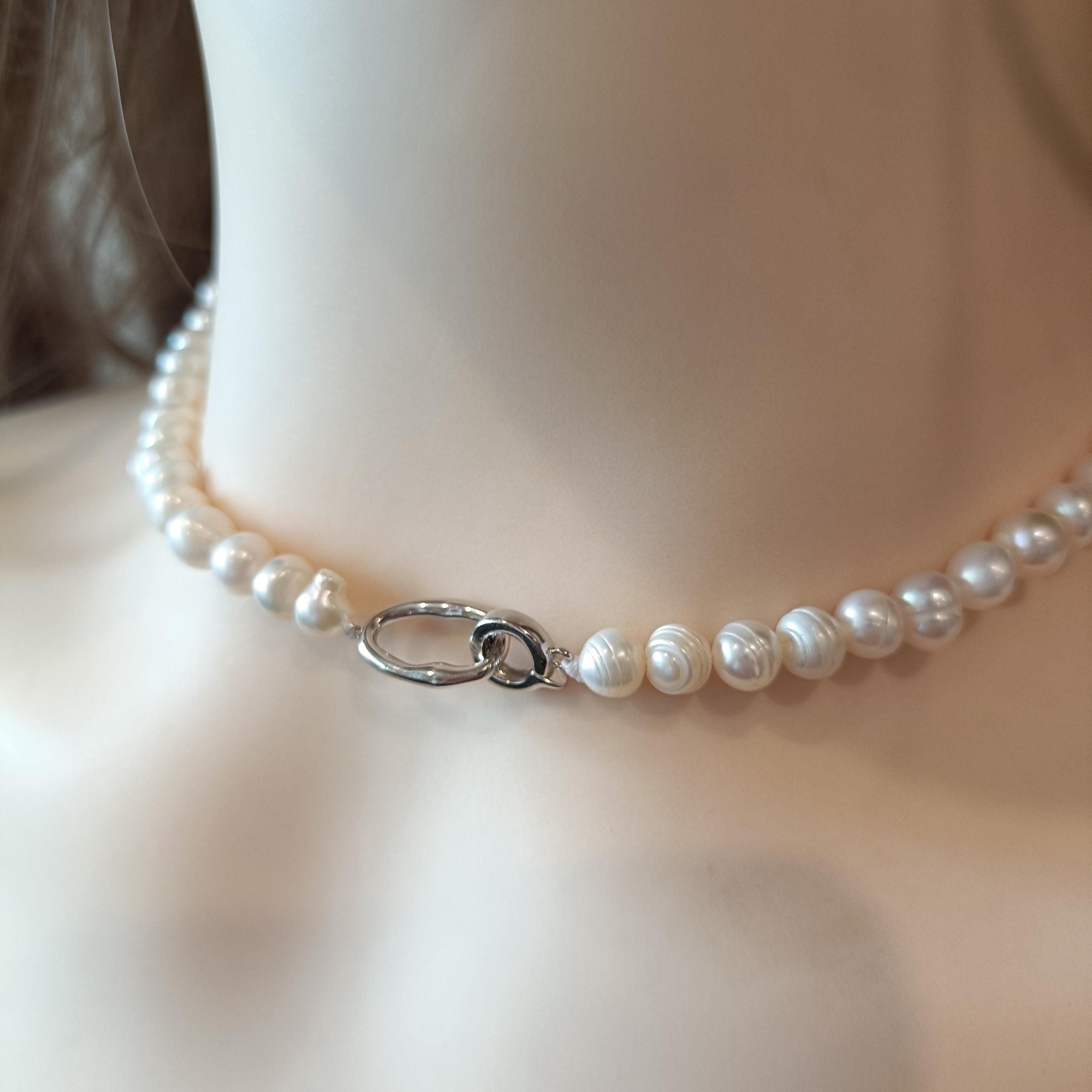 Pearl Choker Necklace, Dainty Freshwater Pearl Necklace