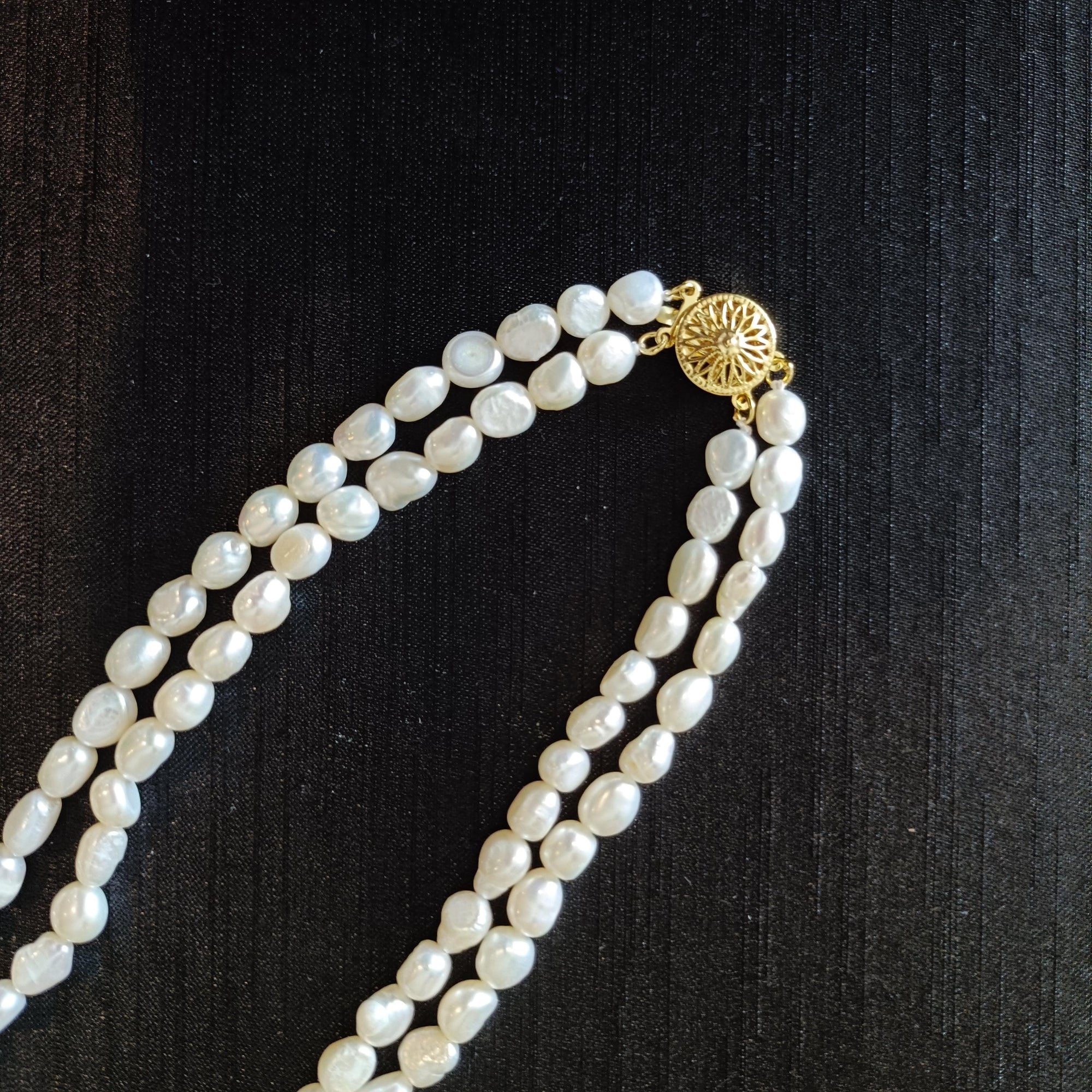 Elegant Two Layer Freshwater Pearl Choker Necklace