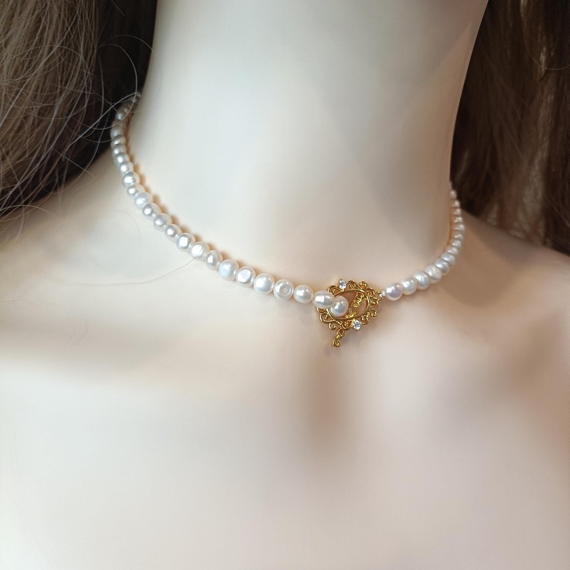 White Freshwater Pearl Choker Necklace
