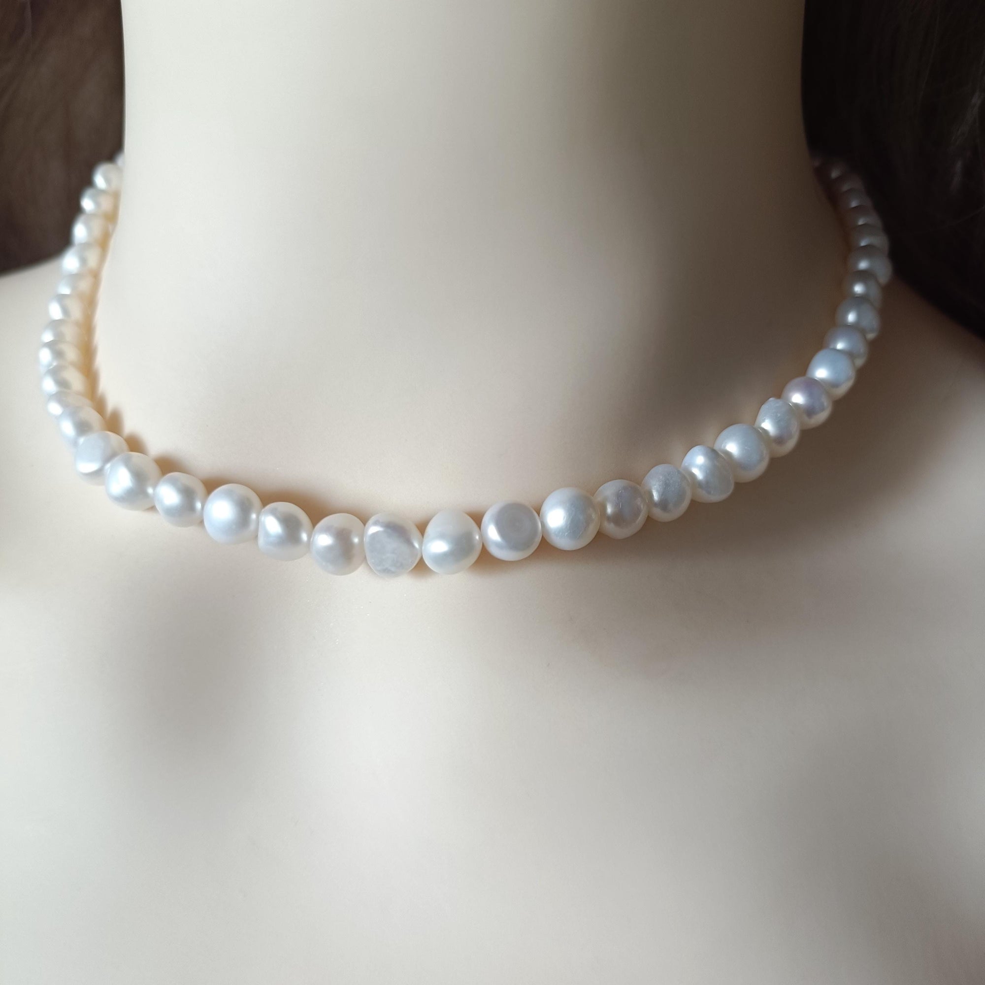 Real Freshwater Pearl Necklace with Adjustable Chain