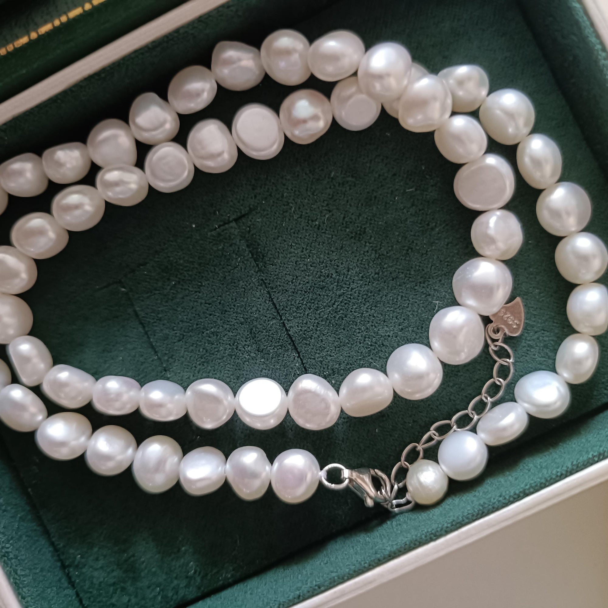 Real Freshwater Pearl Necklace with Adjustable Chain
