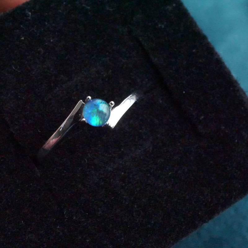 Twist Australian Opal Ring: Sterling Silver Elegance-Vsabel Jewellery