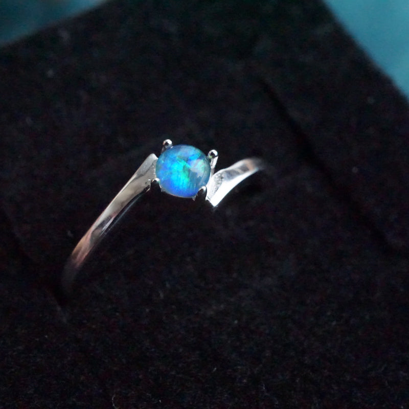 Twist Australian Opal Ring: Sterling Silver Elegance-Vsabel Jewellery