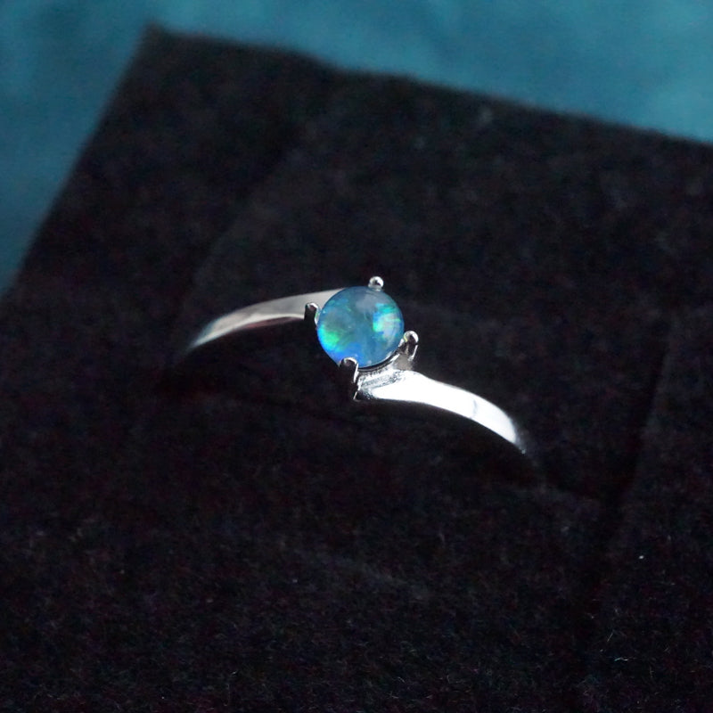 Twist Australian Opal Ring: Sterling Silver Elegance-Vsabel Jewellery