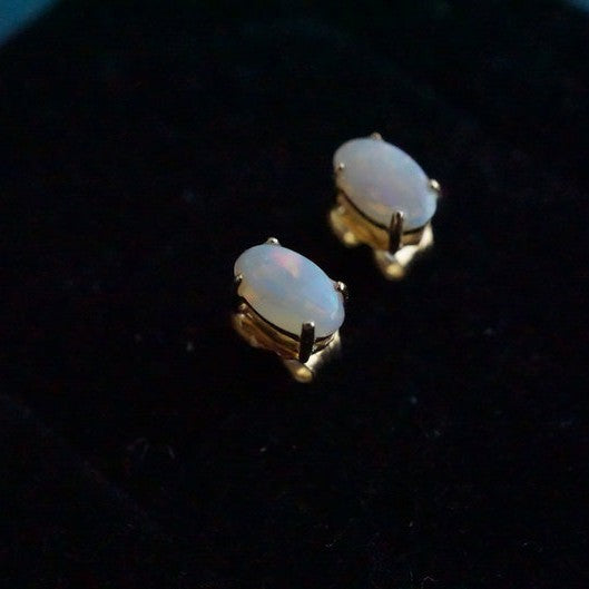 Elegant 18K Gold Australian Opal Stud Earrings