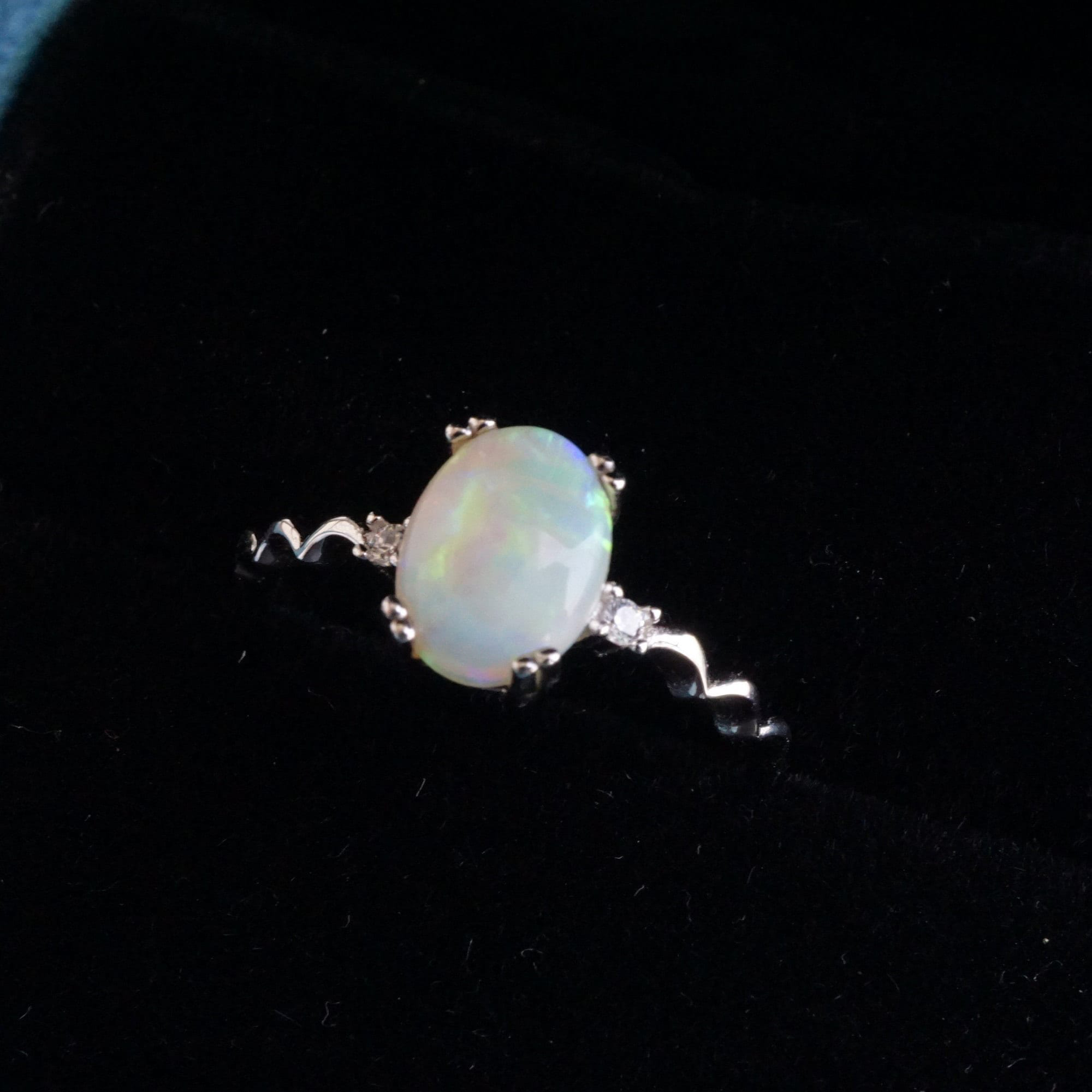 Stunning Australian Crystal Opal Ring-Vsabel Jewellery