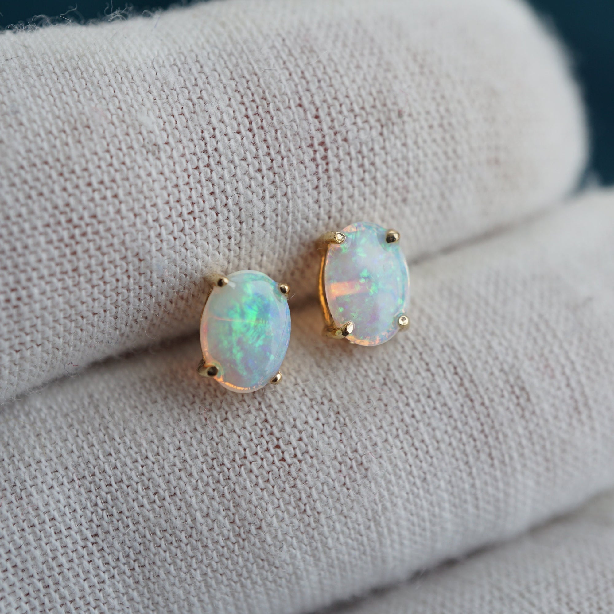 Elegant 18k Crystal Opal Earring Studs - Natural Opal-Vsabel Jewellery