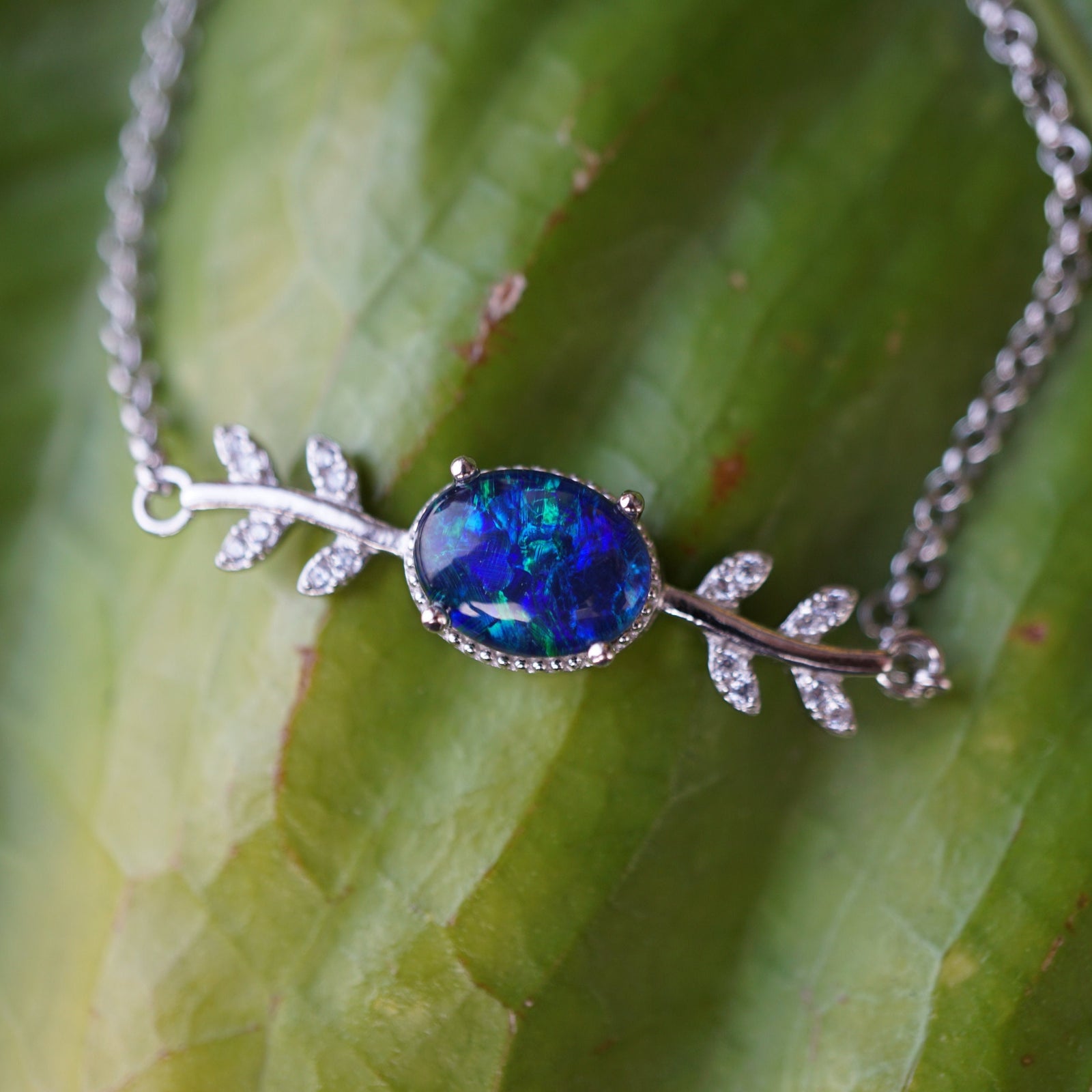 Leaf Opal Bracelet - Nature's Elegance-Vsabel Jewellery