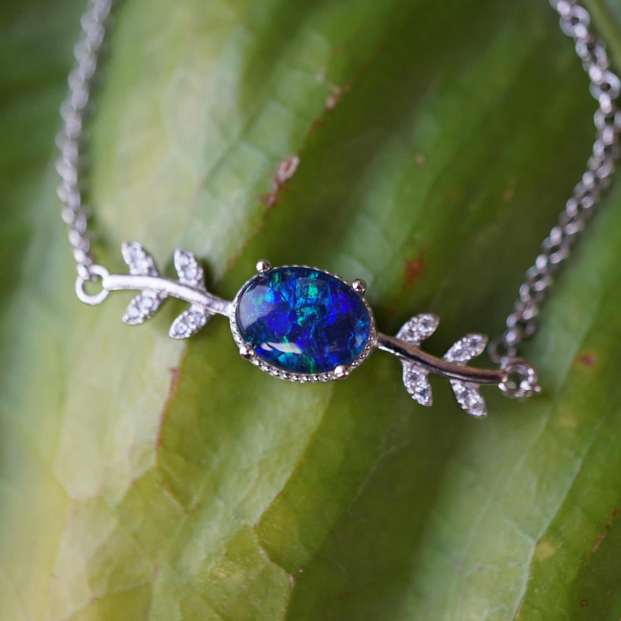 Leaf Opal Bracelet - Nature's Elegance-Vsabel Jewellery